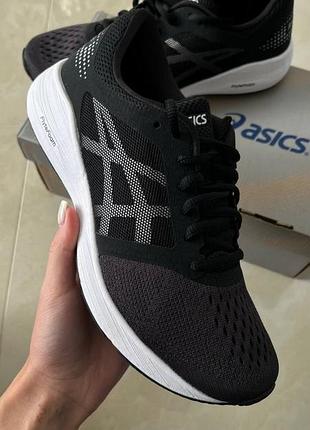 Кросівки — модель asics roadhawk ff оригінал