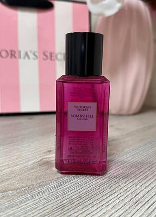 Парфюмированный спрей для тела victoria`s secret bombshell passion fragrance mist, 75 мл.