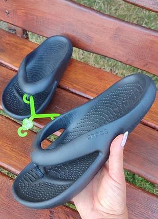 Вьетнамки crocs mellow flip