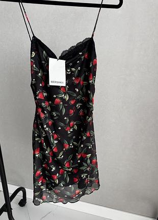 Сарафан bershka