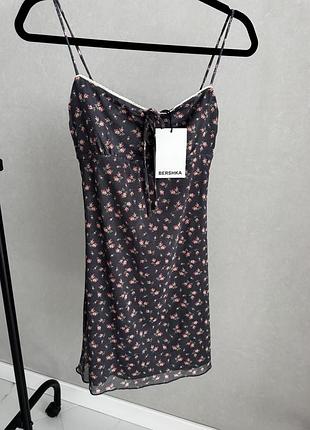 Сукня bershka