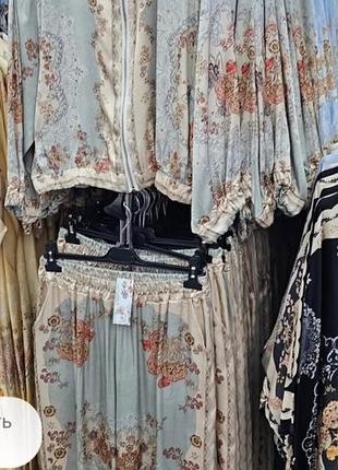 Італійський костюм віскоза/ шовк р. m/l , новий