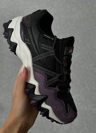Чорно-фіолетові кросівки — модель fila trail-r cb оригінал