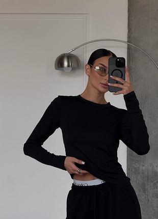 Стильний та одночасно зручний костюм з акцентним поясом 😍