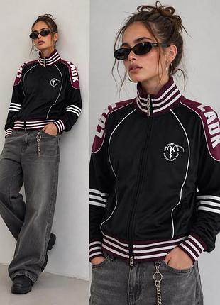 Спортивна олімпійка в трендовому street style 🖤💜