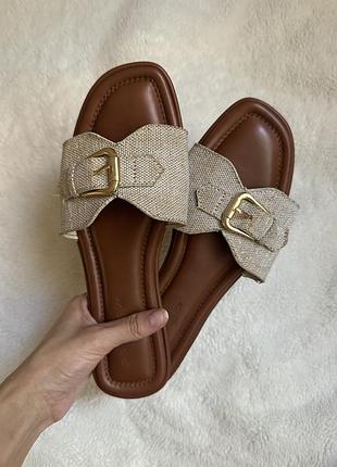Шльопки жіночі