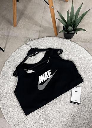 Топ від nike