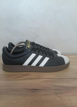 Кроссовки мужские демисезонные adidas vl court base
размер 44 длина стельки 28 см
состояние идеально