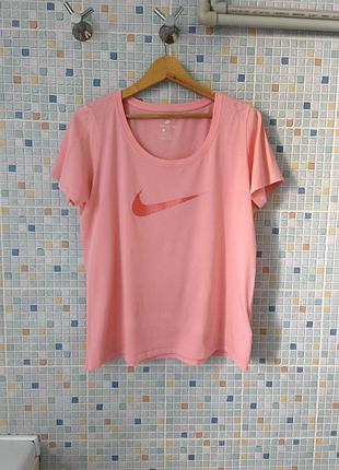Футболка nike.