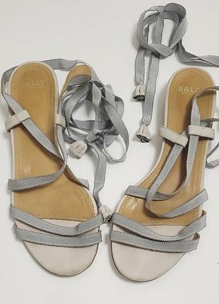 Босоніжки bally