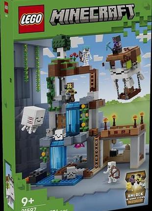 Конструктор lego® minecrafttm станція господарів геймерська іграшка для сюжетної гри, 754 деталі (21597)