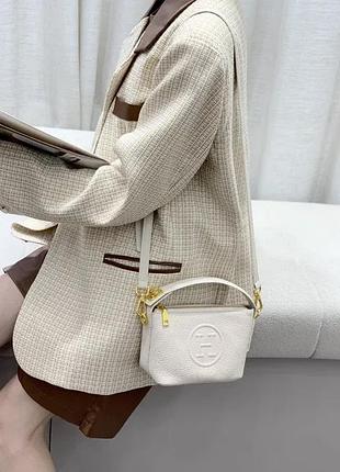 Жіноча крос-боді lv