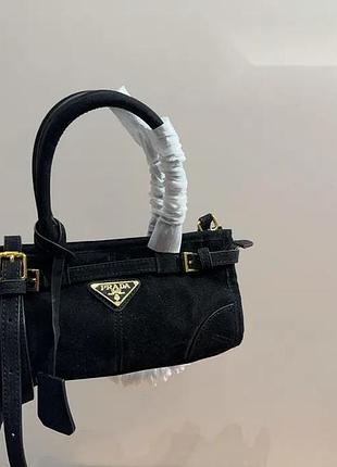 Жіноча крос-боді prada 24x13