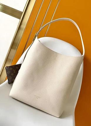 Жіноча сумка на плече louis vuitton m24856
