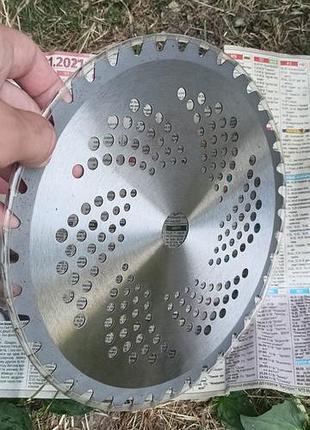 Продается нож для мотокосы