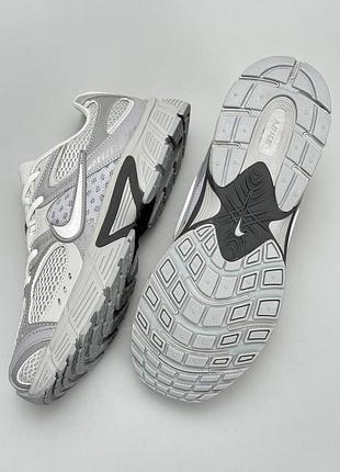 Nike v5 rnr light grey metallic 3