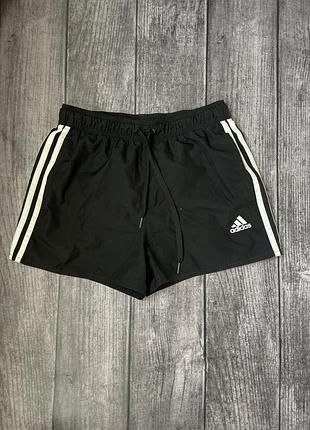 Жіночі спортивні шорти adidas