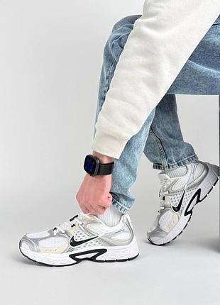 Чоловічі кросівки nike v5 rnr white metallic beige