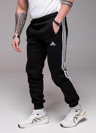 Спортивные штаны мужские утепленные на флисе adidas черные