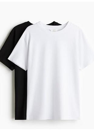 Набір жіночих футболок h&m. оригінал. новий.