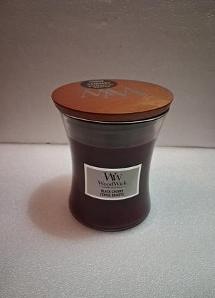 Ароматическая свеча в стекле woodwick medium black cherry 275g