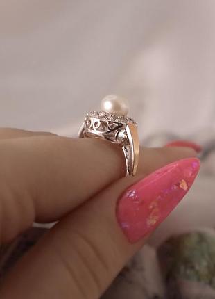 Серебряное кольцо с золотыми вставками и жемчугом