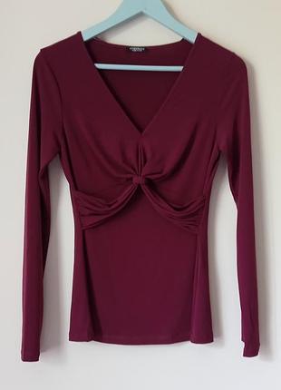 Long sleeve. 2