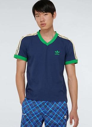 Мужская футболка adidas x wales bonner vintage tee 70-х годов с v-образным вырезом unity