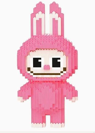 Конструктор 3d magic blocks labubu высота 33 см малиновый 3132 детали