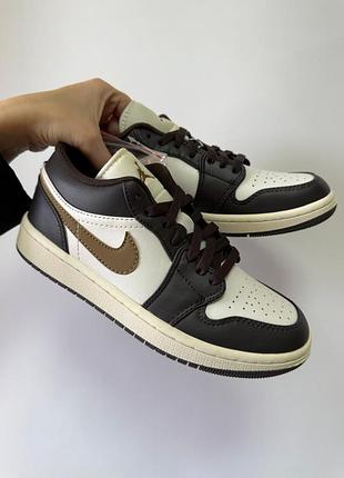 Стильные женские кроссовки nike air jordan 1 low shadow brown mocha