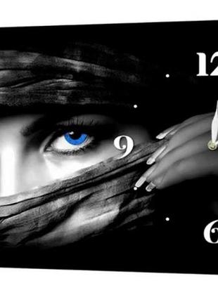 Картина на холсте mako blue eyes portrait black с часами 30×53 см бесшумный плавный ход кварцевый механизм 3053-068