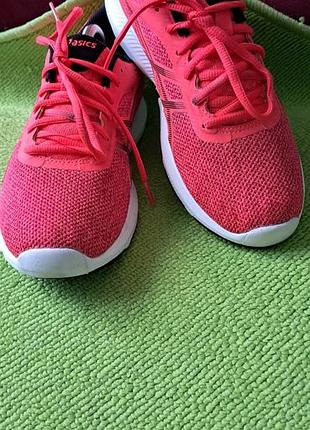 Кроссовки 40,5рasics
