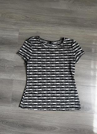 Футболка guess