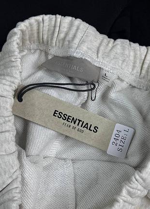 Шорти essentials 2
