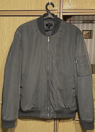 Куртка бомбер утеплённая new look.оригинал.