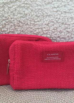 Компактна косметичка clarins