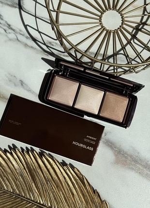 Палітра трійка пудр hourglass ambient lighting edit – volume i