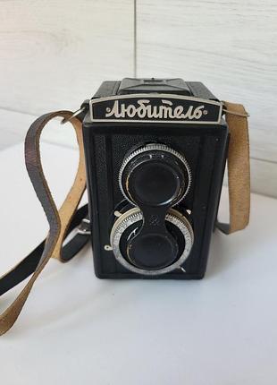 Раритетний фотоапарат "любитель"