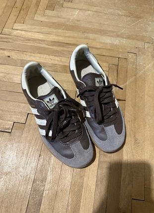 Adidas samba brown
