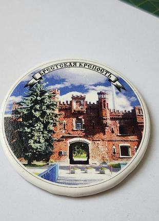 Коллекционный магнит состояния идеал керамика