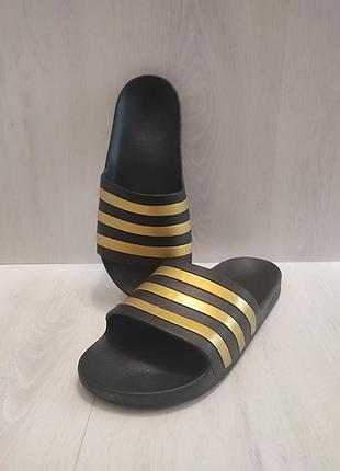 Шлепанцы adidas 39- стелька 25 см