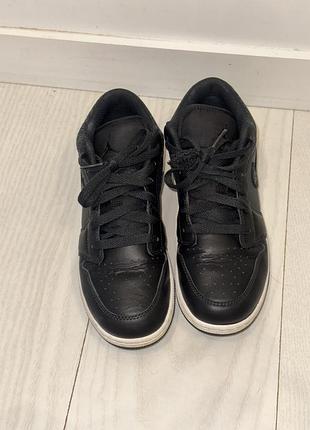 Чорні nike air jordan 39 розмір