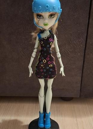 Лялька френкі штейн «roller maze» монстер хай monster high