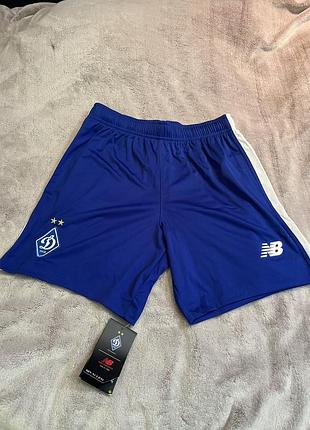 Шорти new balance