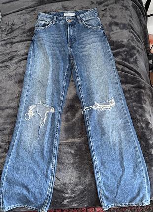 Bershka рвані джинси 90s wide 34 розмір (xs)