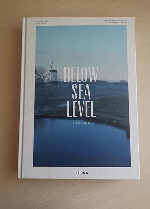 Книга нидерланды below sea level иллюстрации
