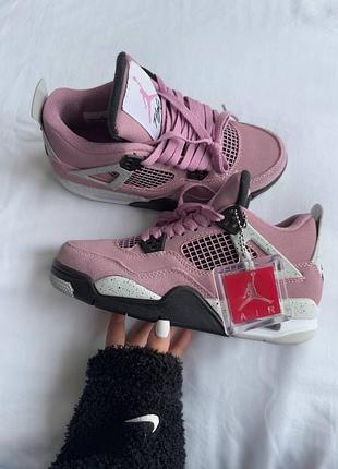 Жіночі кросівки air jordan retro 4