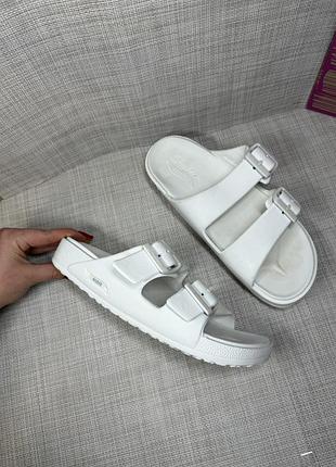 Оригинальные шлепанцы анатомические skechers