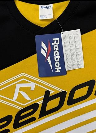 Свитшот кофта reebok 3