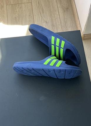 Тапки adidas 3